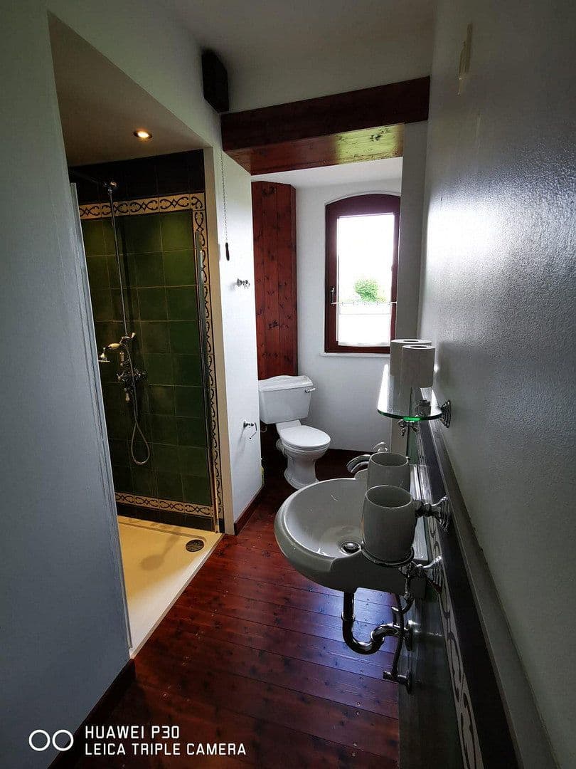 Prodej domu 222 m², pozemek 639 m², Ahnatalstraße 58, Kassel, Hessen Prodej domu 222 m², pozemek 639 m², Ahnatalstraße 58, Kassel, Hessen