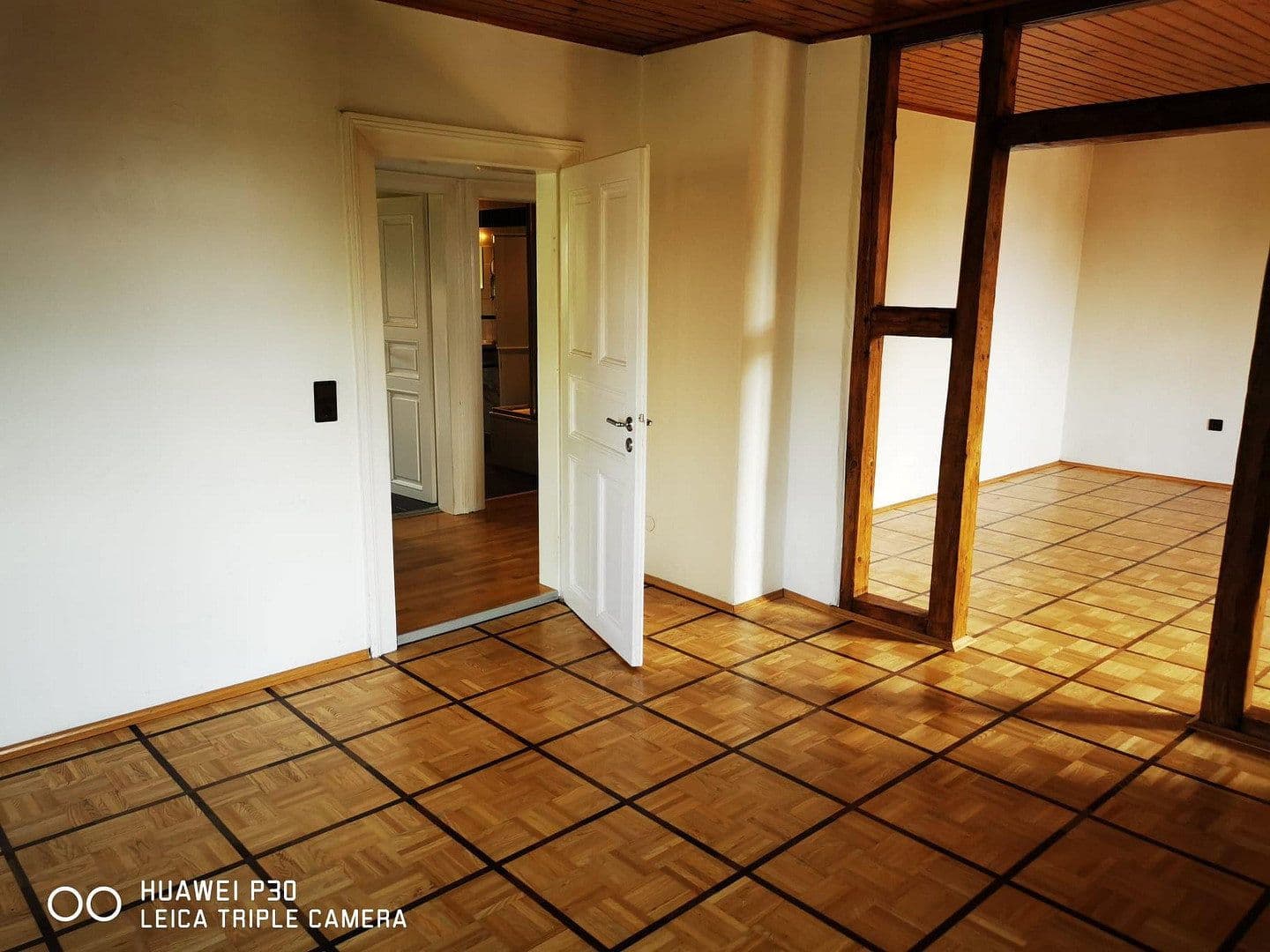 Prodej domu 222 m², pozemek 639 m², Ahnatalstraße 58, Kassel, Hessen Prodej domu 222 m², pozemek 639 m², Ahnatalstraße 58, Kassel, Hessen