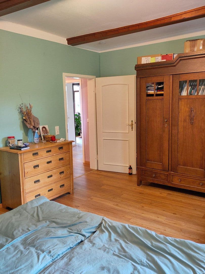 Prodej domu 222 m², pozemek 639 m², Ahnatalstraße 58, Kassel, Hessen Prodej domu 222 m², pozemek 639 m², Ahnatalstraße 58, Kassel, Hessen