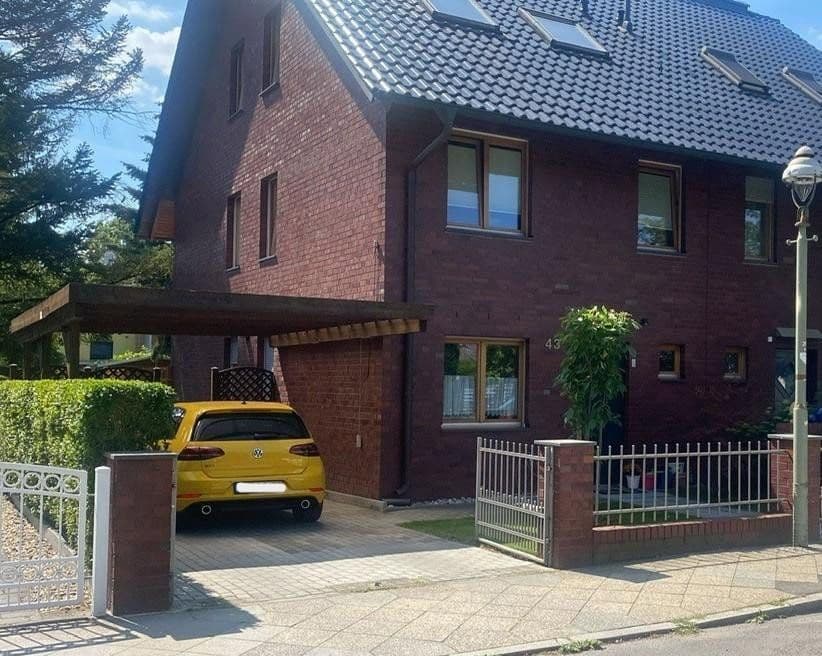 Prodej domu 155 m², pozemek 425 m², Berlin, Berlín Prodej domu 155 m², pozemek 425 m², Berlin, Berlín