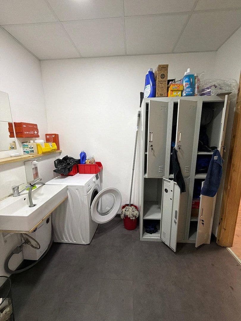 Pronájem nebytového prostoru 475 m², Altomünster, Bavorsko Pronájem nebytového prostoru 475 m², Altomünster, Bavorsko