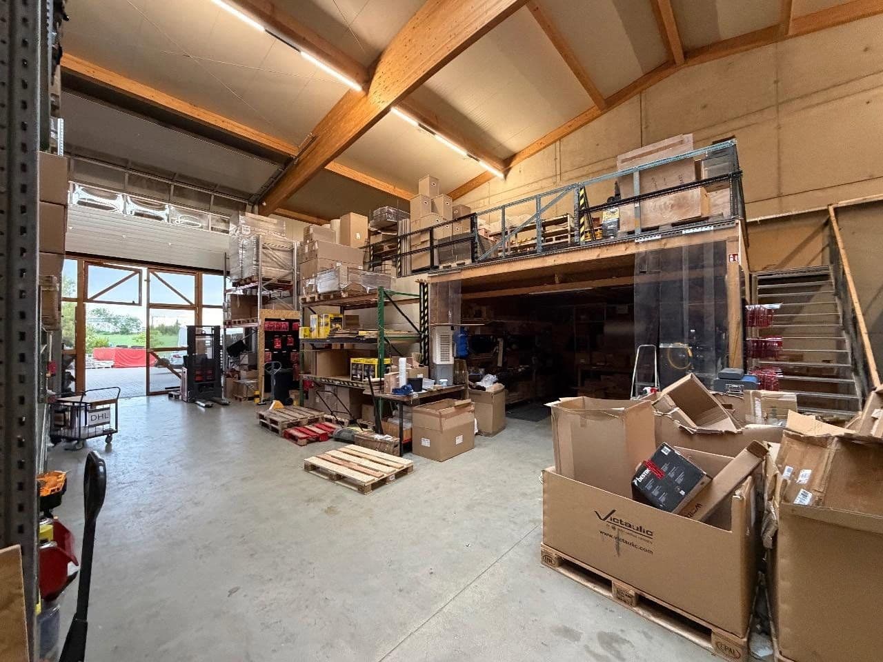 Pronájem nebytového prostoru 475 m², Altomünster, Bavorsko Pronájem nebytového prostoru 475 m², Altomünster, Bavorsko