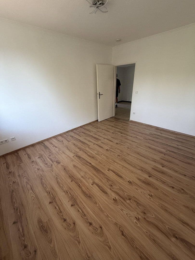 Pronájem bytu 2+1 68 m², Danziger Str. 11, Wülfrath, Bavorsko Pronájem bytu 2+1 68 m², Danziger Str. 11, Wülfrath, Bavorsko