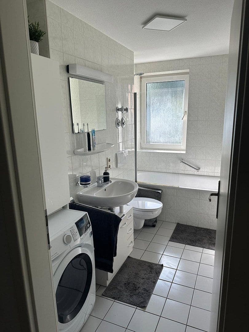 Pronájem bytu 2+1 49 m², Ulrichstr. 6, Vöhringen, Bavorsko Pronájem bytu 2+1 49 m², Ulrichstr. 6, Vöhringen, Bavorsko