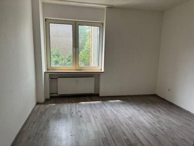 Pronájem bytu 2+1 55 m², Hülsmannstraße 1, Essen, Severní Porýní-Vestfálsko Pronájem bytu 2+1 55 m², Hülsmannstraße 1, Essen, Severní Porýní-Vestfálsko