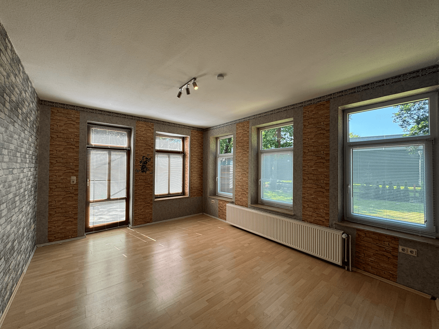 Pronájem bytu 2+1 67 m², Elsfleth, Dolní Sasko Pronájem bytu 2+1 67 m², Elsfleth, Dolní Sasko