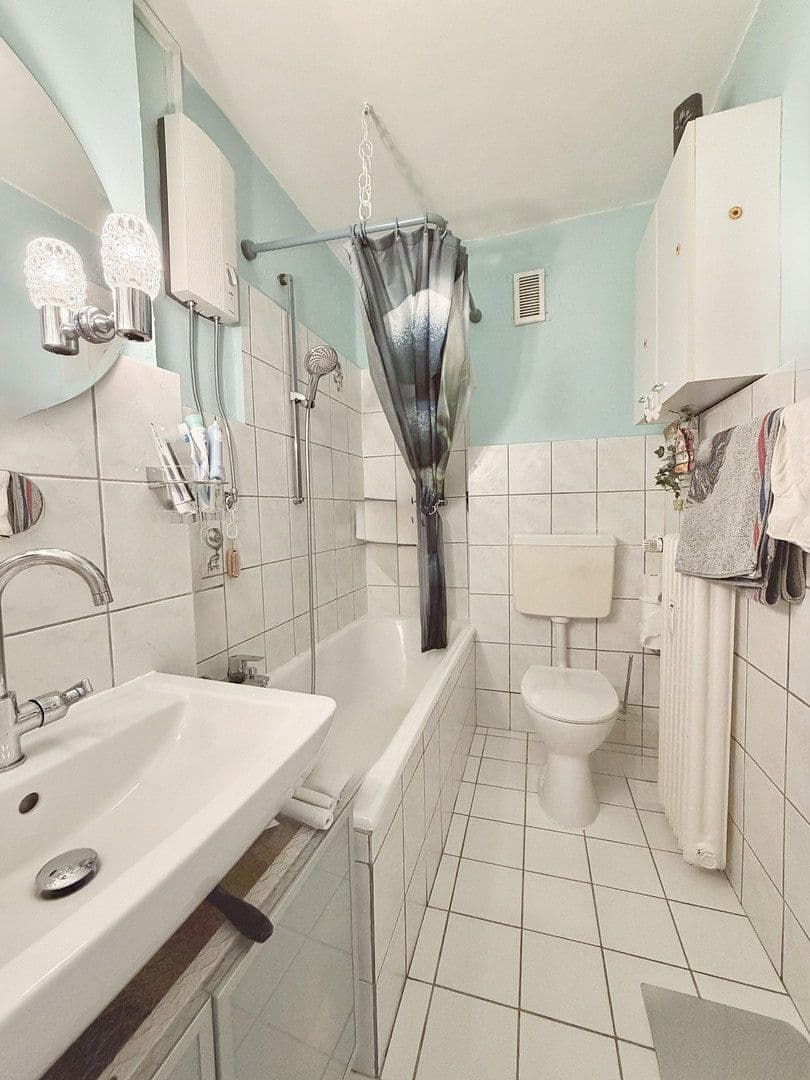 Pronájem bytu 3+1 67 m², Friemannplatz 1, Bochum, Severní Porýní-Vestfálsko Pronájem bytu 3+1 67 m², Friemannplatz 1, Bochum, Severní Porýní-Vestfálsko