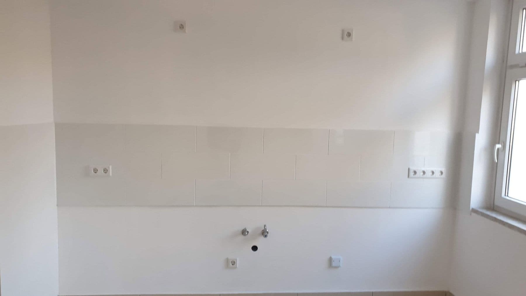 Pronájem bytu 3+1 75 m², Friederikenstr. 2, Köthen (Anhalt), Sasko-Anhaltsko Pronájem bytu 3+1 75 m², Friederikenstr. 2, Köthen (Anhalt), Sasko-Anhaltsko