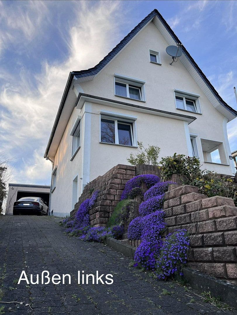 Prodej domu 140 m², pozemek 502 m², Warstein, Severní Porýní-Vestfálsko Prodej domu 140 m², pozemek 502 m², Warstein, Severní Porýní-Vestfálsko