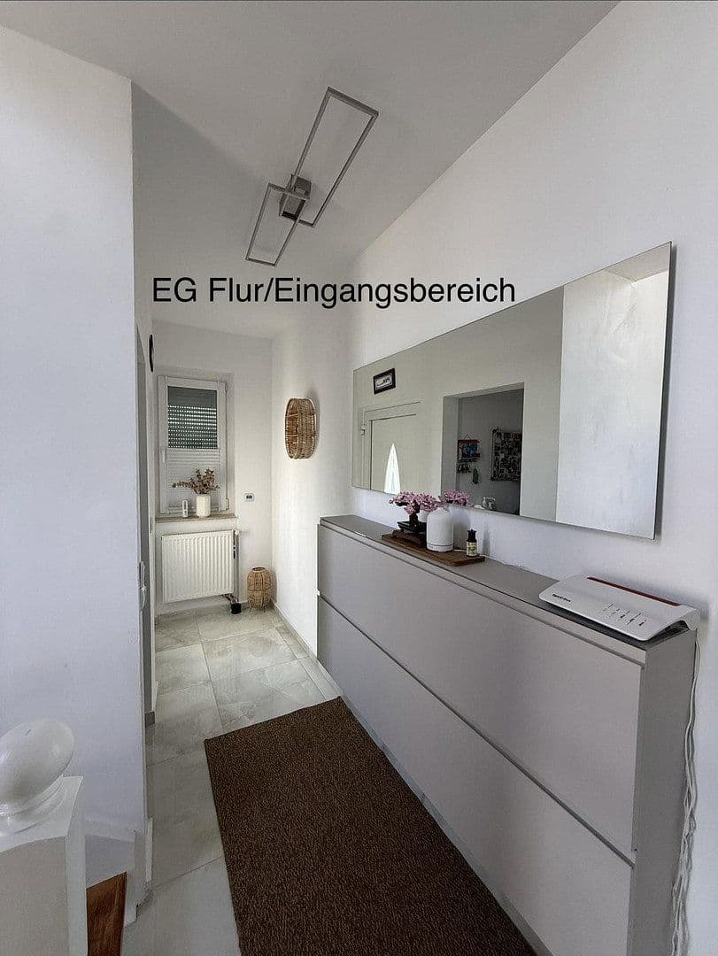 Prodej domu 140 m², pozemek 502 m², Warstein, Severní Porýní-Vestfálsko Prodej domu 140 m², pozemek 502 m², Warstein, Severní Porýní-Vestfálsko