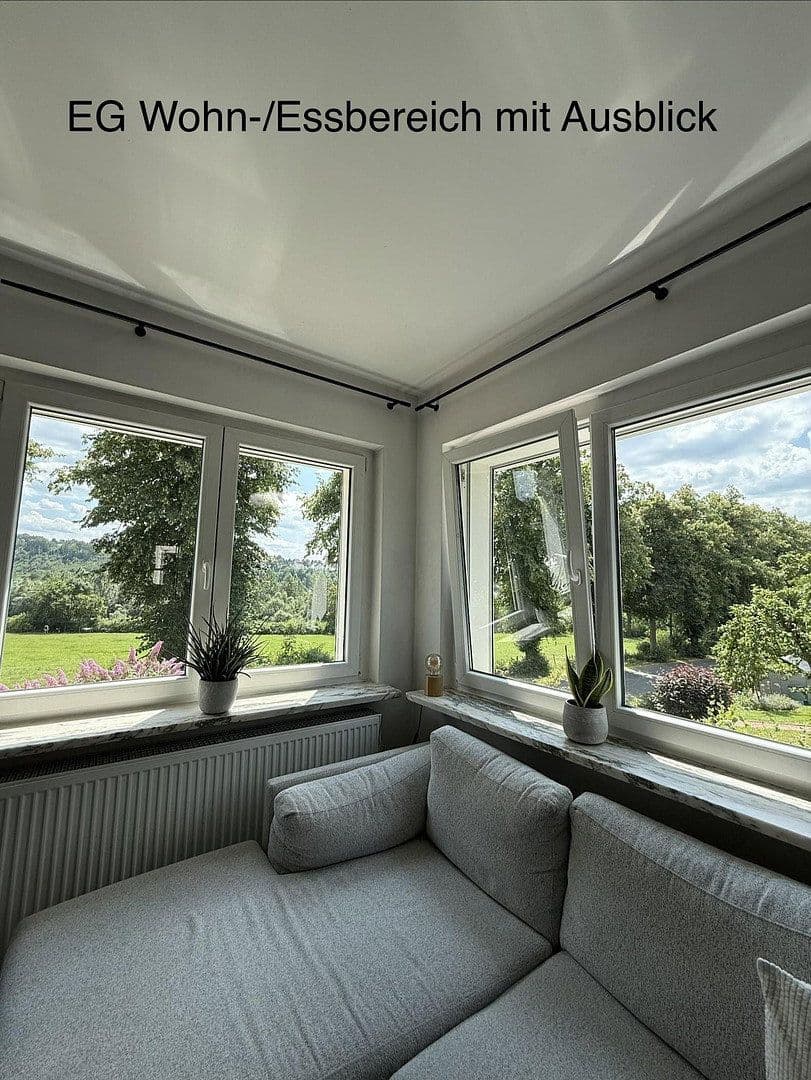 Prodej domu 140 m², pozemek 502 m², Warstein, Severní Porýní-Vestfálsko Prodej domu 140 m², pozemek 502 m², Warstein, Severní Porýní-Vestfálsko