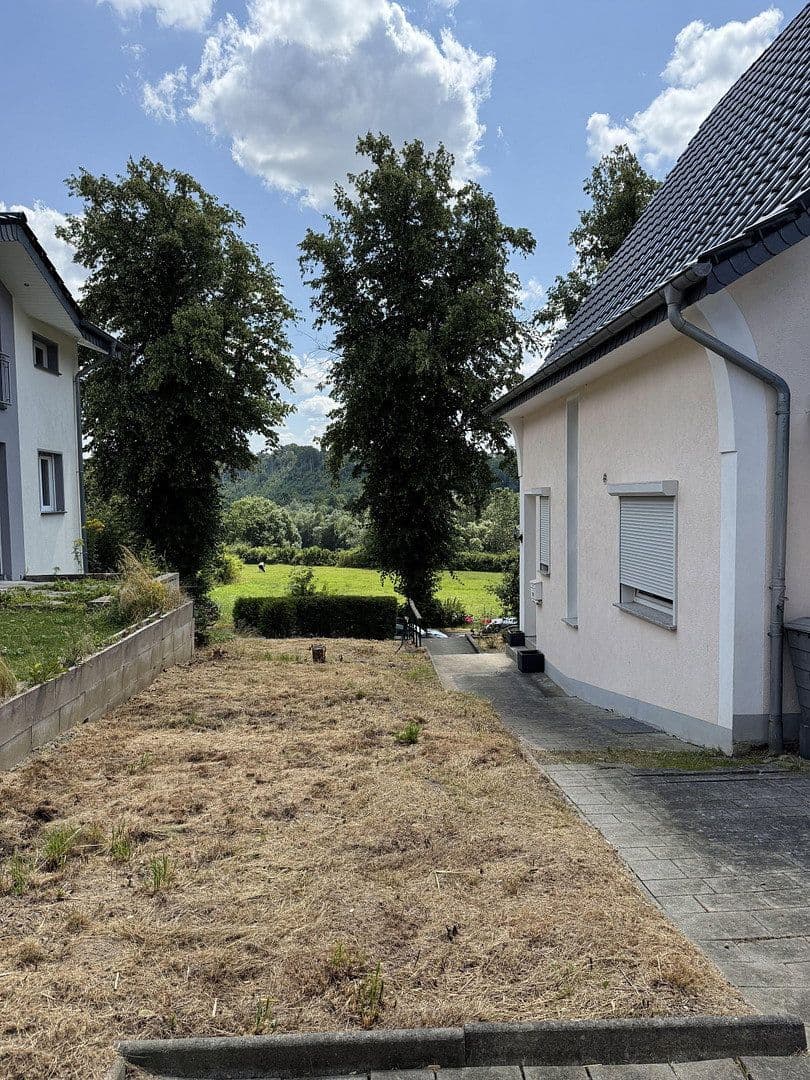Prodej domu 140 m², pozemek 502 m², Warstein, Severní Porýní-Vestfálsko Prodej domu 140 m², pozemek 502 m², Warstein, Severní Porýní-Vestfálsko