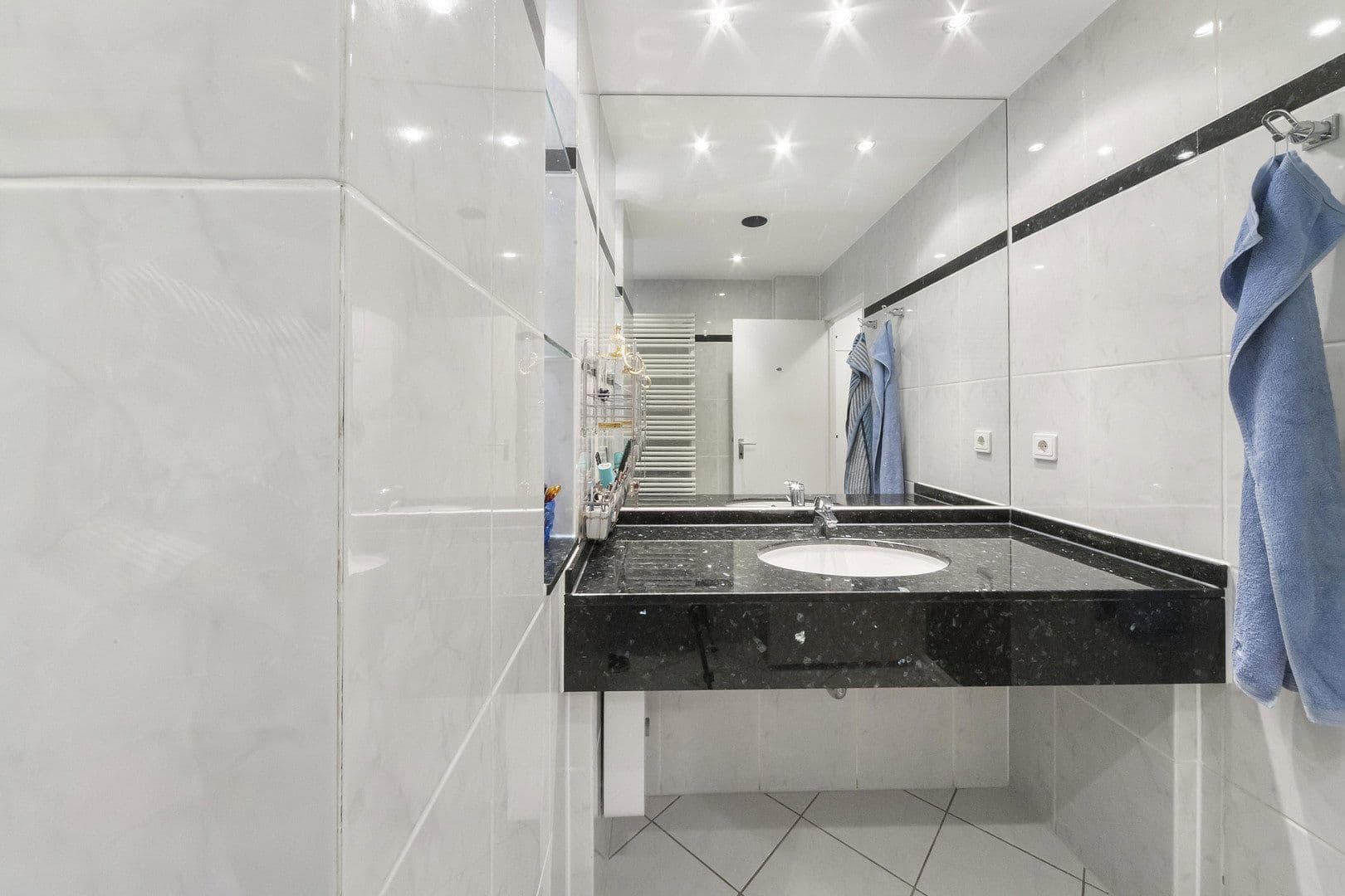 Prodej bytu 4+1 120 m², Berlin, Berlín Prodej bytu 4+1 120 m², Berlin, Berlín