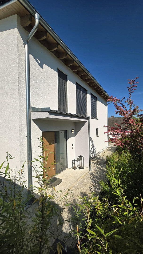 Prodej domu 153 m², pozemek 840 m², Pettendorf, Bavorsko Prodej domu 153 m², pozemek 840 m², Pettendorf, Bavorsko