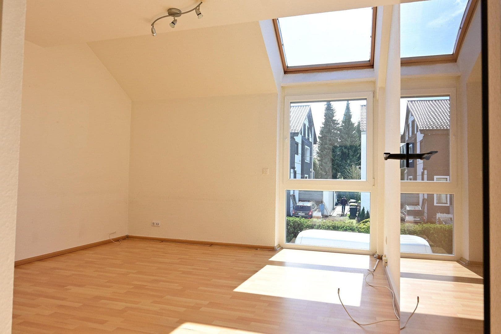 Pronájem bytu 2+1 50 m², Talbrückenstr. 7, Bielefeld, Severní Porýní-Vestfálsko Pronájem bytu 2+1 50 m², Talbrückenstr. 7, Bielefeld, Severní Porýní-Vestfálsko
