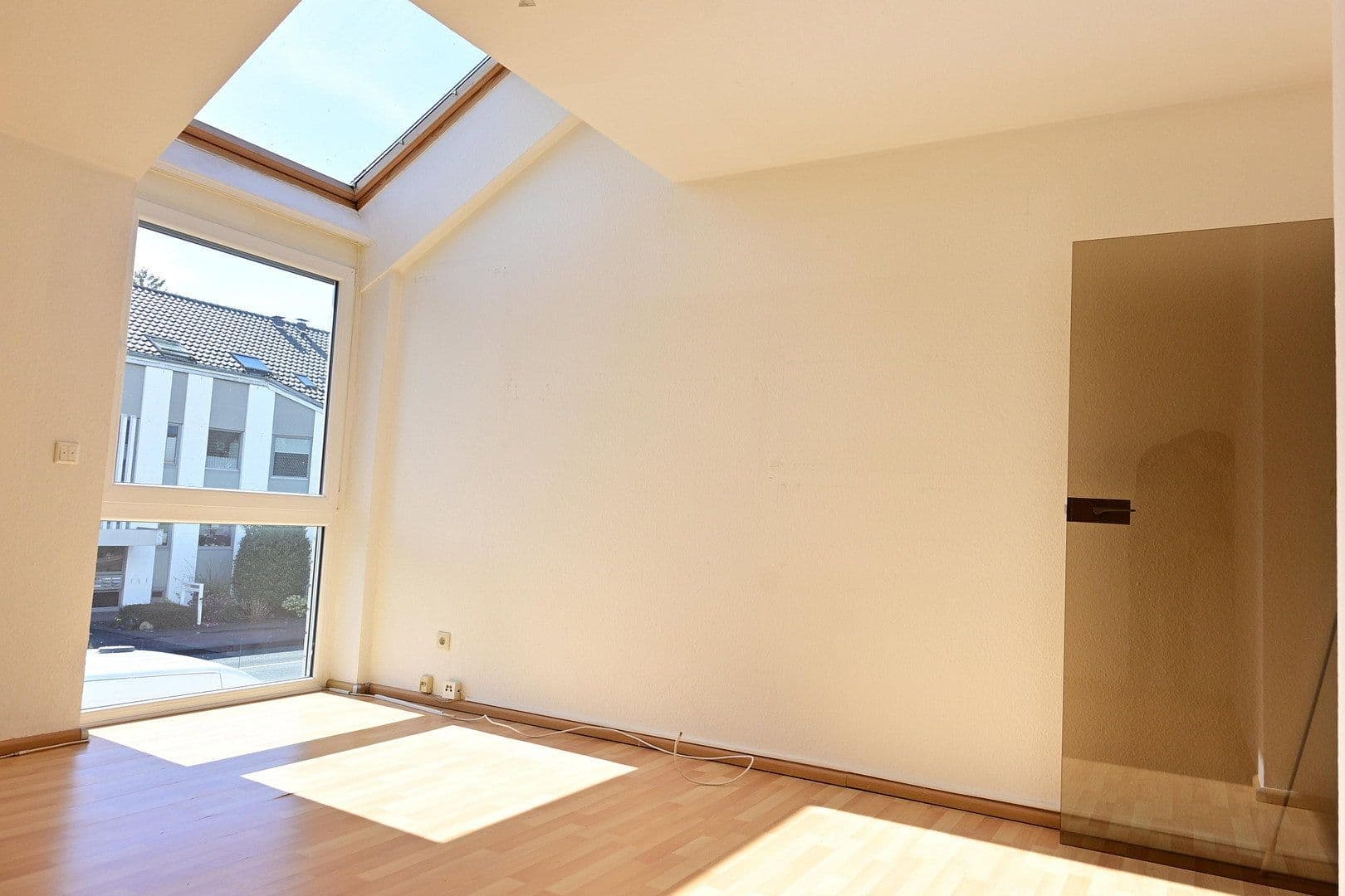 Pronájem bytu 2+1 50 m², Talbrückenstr. 7, Bielefeld, Severní Porýní-Vestfálsko Pronájem bytu 2+1 50 m², Talbrückenstr. 7, Bielefeld, Severní Porýní-Vestfálsko