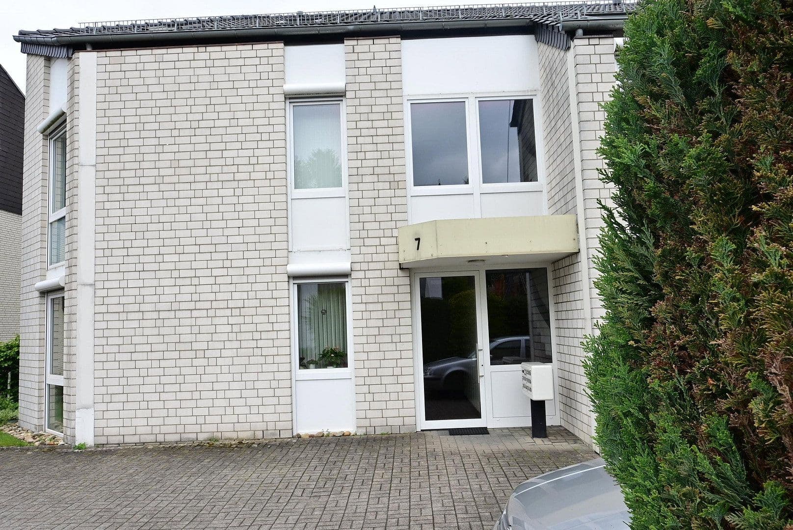 Pronájem bytu 2+1 50 m², Talbrückenstr. 7, Bielefeld, Severní Porýní-Vestfálsko Pronájem bytu 2+1 50 m², Talbrückenstr. 7, Bielefeld, Severní Porýní-Vestfálsko