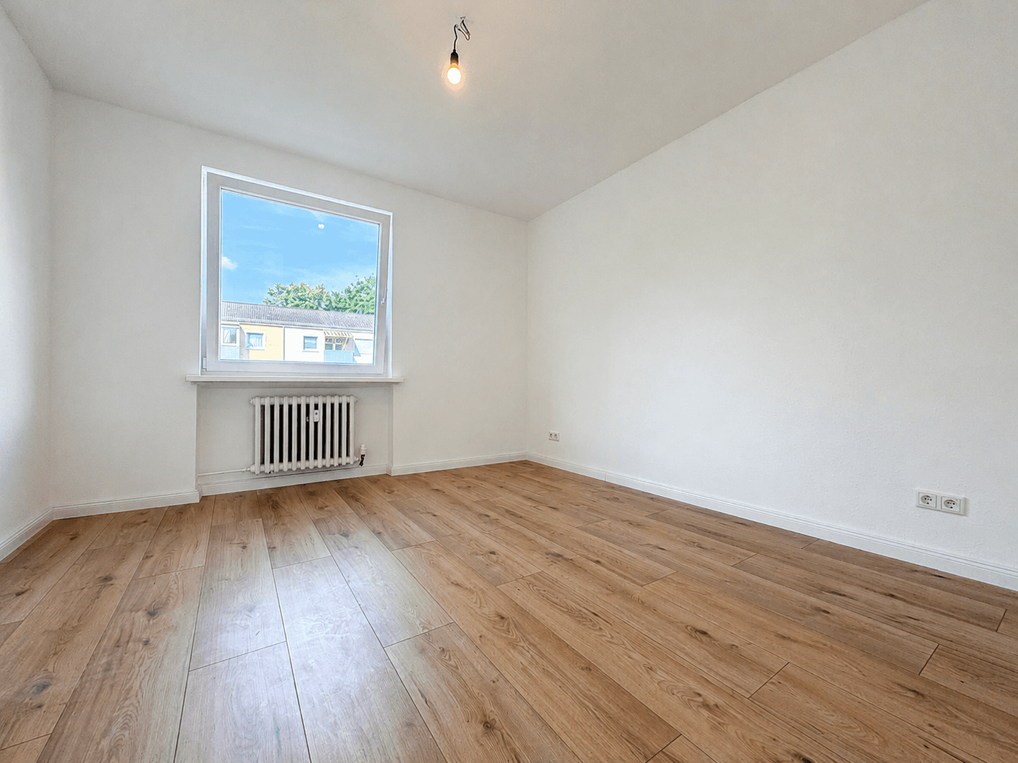 Prodej bytu 3+1 65 m², Graubündener Straße 39, Bremen, Bremen Prodej bytu 3+1 65 m², Graubündener Straße 39, Bremen, Bremen