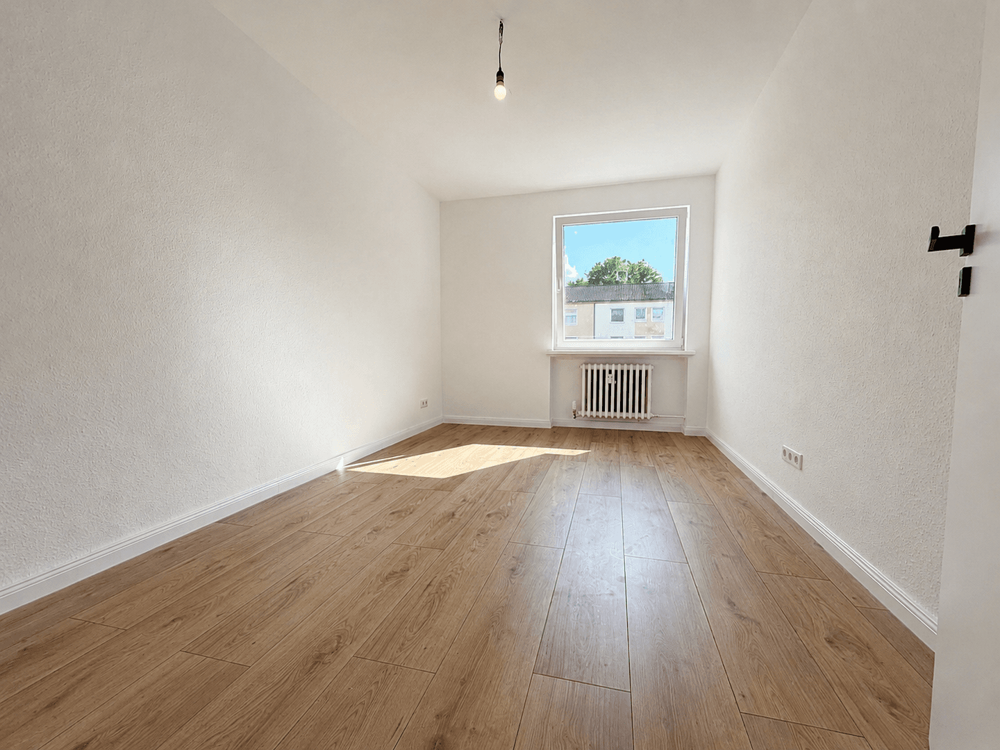 Prodej bytu 3+1 65 m², Graubündener Straße 39, Bremen, Bremen Prodej bytu 3+1 65 m², Graubündener Straße 39, Bremen, Bremen