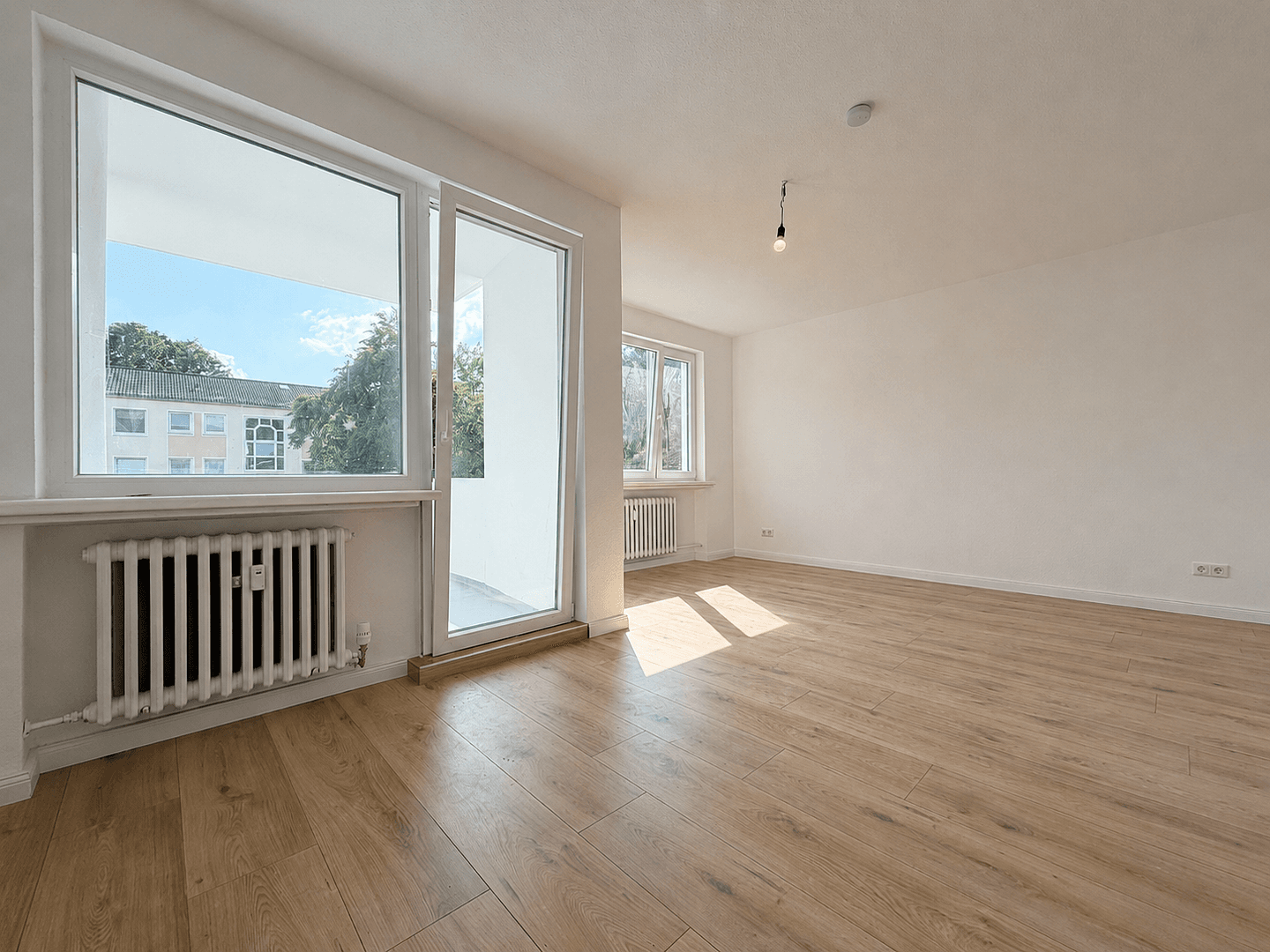 Prodej bytu 3+1 65 m², Graubündener Straße 39, Bremen, Bremen Prodej bytu 3+1 65 m², Graubündener Straße 39, Bremen, Bremen