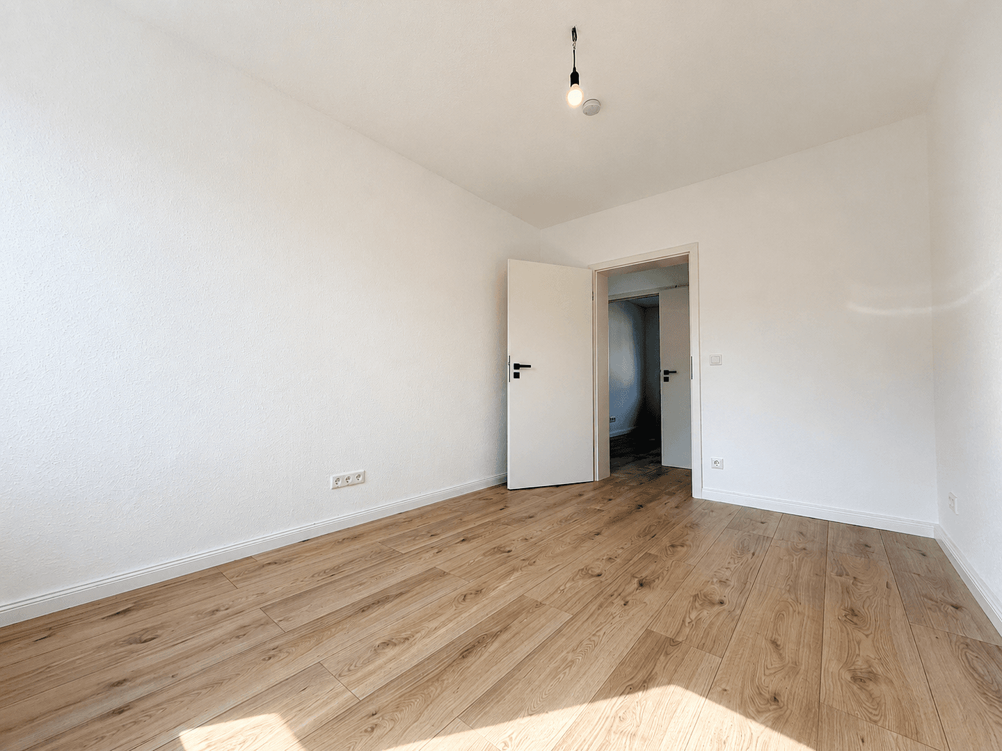Prodej bytu 3+1 65 m², Graubündener Straße 39, Bremen, Bremen Prodej bytu 3+1 65 m², Graubündener Straße 39, Bremen, Bremen