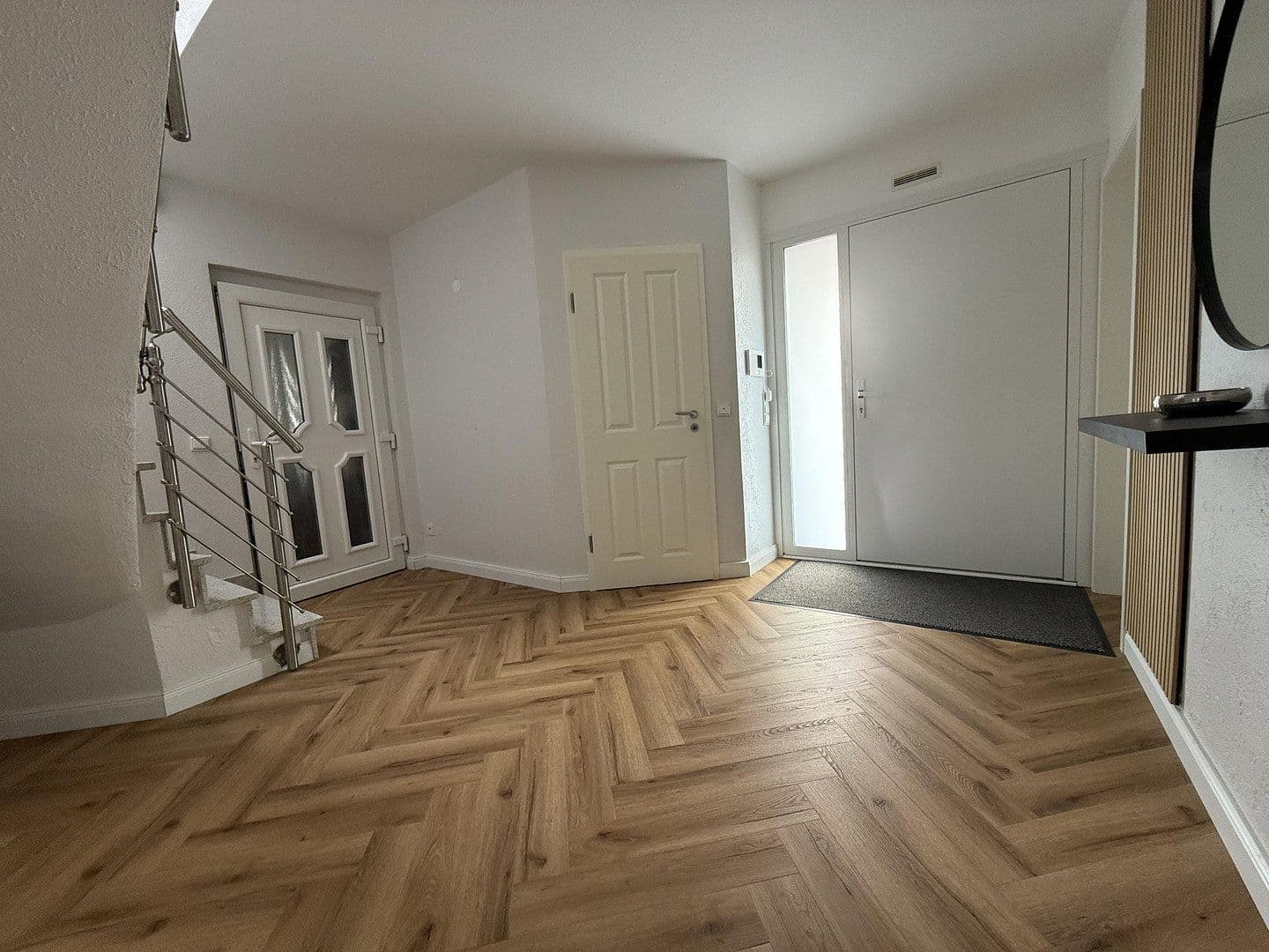 Prodej domu 120 m², pozemek 300 m², Isernhagen, Isernhagen, Dolní Sasko Prodej domu 120 m², pozemek 300 m², Isernhagen, Isernhagen, Dolní Sasko