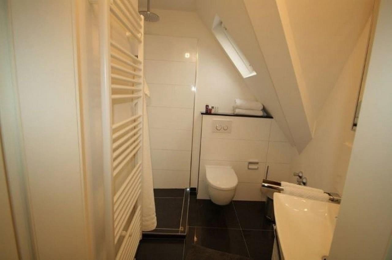 Pronájem bytu 2+1 20 m², Gerhard-vom-Rath-Straße 67, Köln, Severní Porýní-Vestfálsko Pronájem bytu 2+1 20 m², Gerhard-vom-Rath-Straße 67, Köln, Severní Porýní-Vestfálsko
