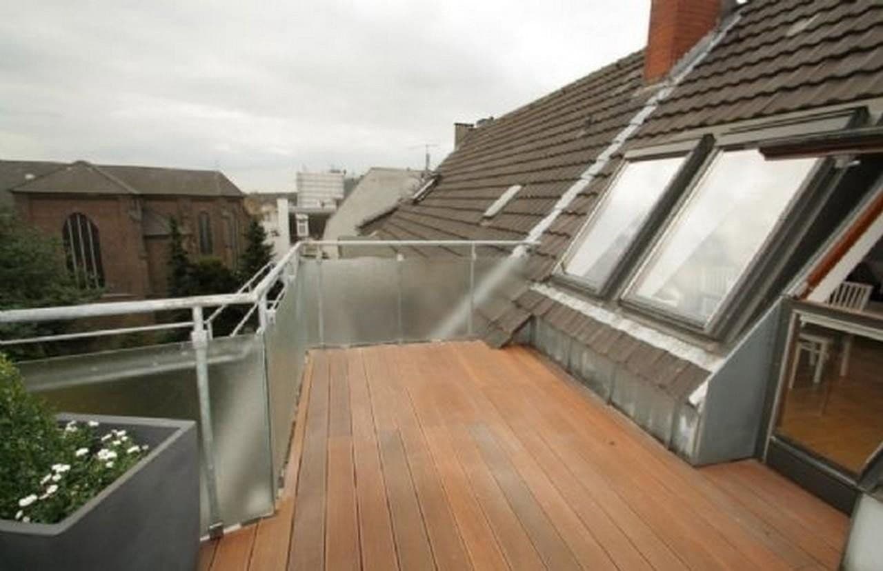 Pronájem bytu 2+1 20 m², Gerhard-vom-Rath-Straße 67, Köln, Severní Porýní-Vestfálsko Pronájem bytu 2+1 20 m², Gerhard-vom-Rath-Straße 67, Köln, Severní Porýní-Vestfálsko