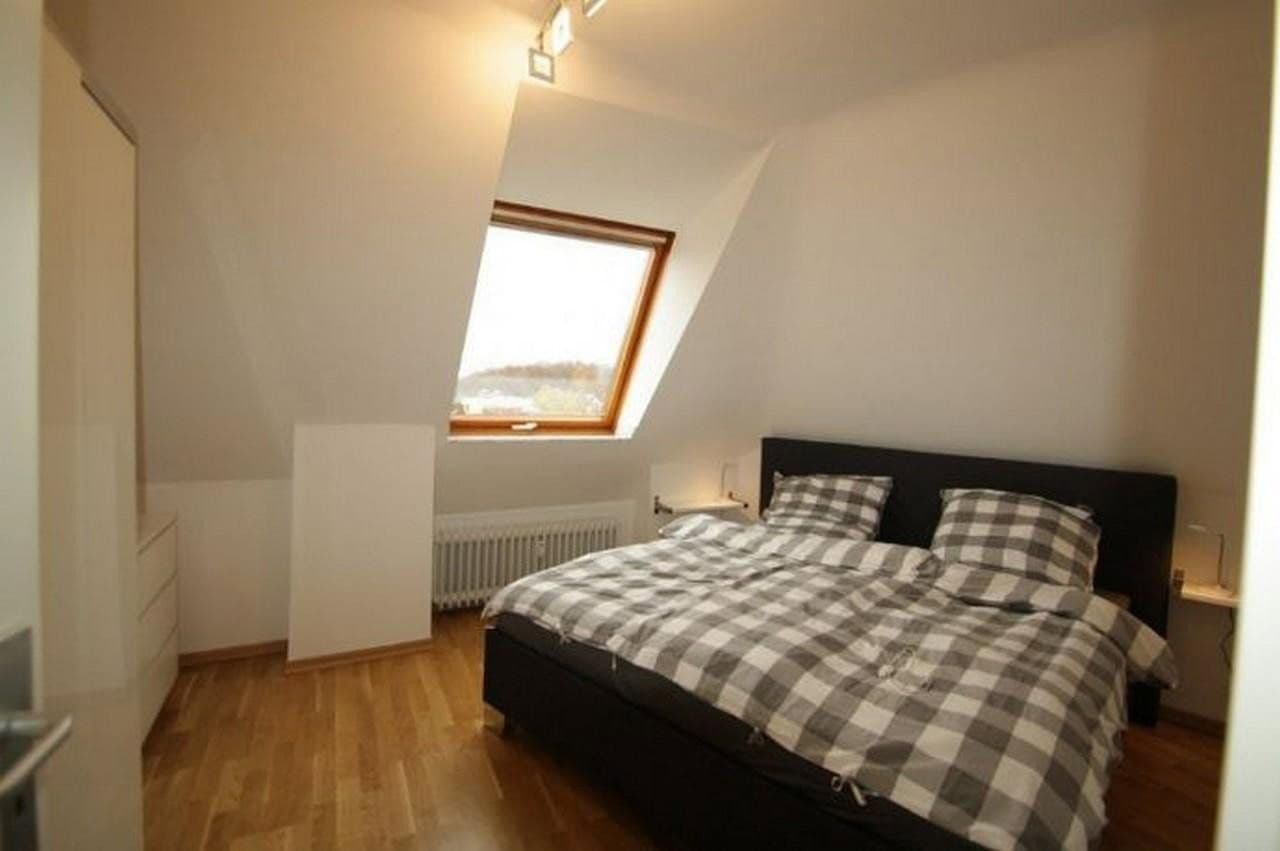 Pronájem bytu 2+1 20 m², Gerhard-vom-Rath-Straße 67, Köln, Severní Porýní-Vestfálsko Pronájem bytu 2+1 20 m², Gerhard-vom-Rath-Straße 67, Köln, Severní Porýní-Vestfálsko