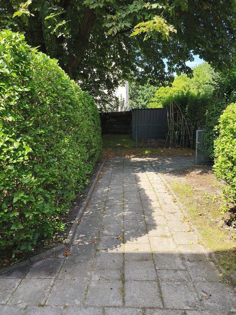 Pronájem bytu 4+1 98 m², Henschelstrasse 3, Wilhelmshaven, Dolní Sasko Pronájem bytu 4+1 98 m², Henschelstrasse 3, Wilhelmshaven, Dolní Sasko
