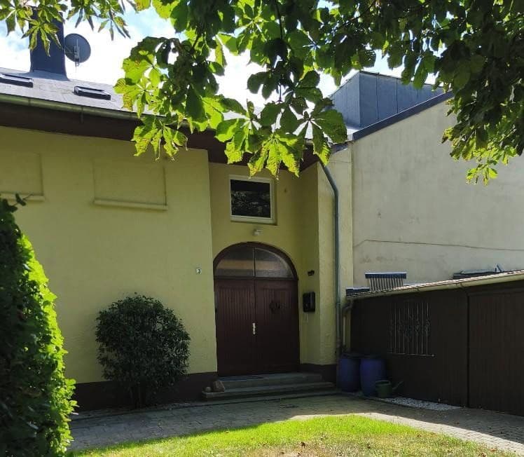 Pronájem bytu 4+1 98 m², Henschelstrasse 3, Wilhelmshaven, Dolní Sasko Pronájem bytu 4+1 98 m², Henschelstrasse 3, Wilhelmshaven, Dolní Sasko