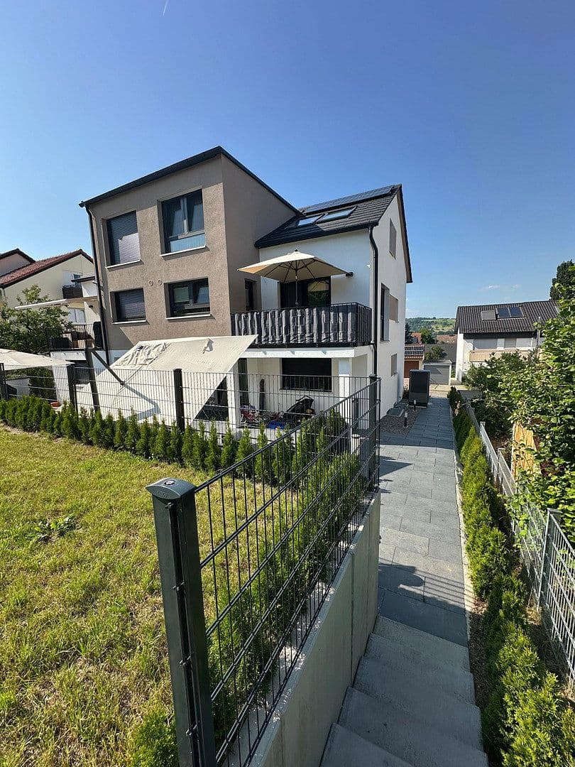 Pronájem bytu 2+kk 52 m², Mörikestraße, Ebersbach an der Fils, Bádensko-Württembersko Pronájem bytu 2+kk 52 m², Mörikestraße, Ebersbach an der Fils, Bádensko-Württembersko