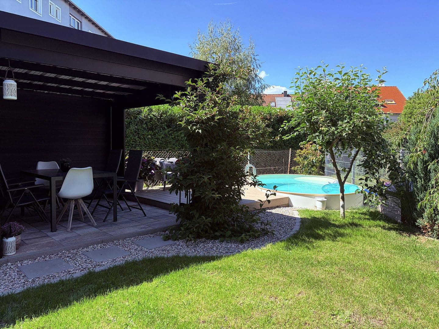 Prodej domu 145 m², pozemek 447 m², Neu-Ulm, Bavorsko Prodej domu 145 m², pozemek 447 m², Neu-Ulm, Bavorsko