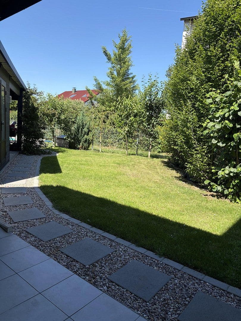 Prodej domu 145 m², pozemek 447 m², Neu-Ulm, Bavorsko Prodej domu 145 m², pozemek 447 m², Neu-Ulm, Bavorsko