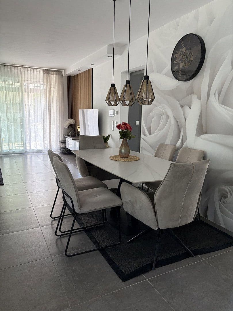 Prodej domu 145 m², pozemek 447 m², Neu-Ulm, Bavorsko Prodej domu 145 m², pozemek 447 m², Neu-Ulm, Bavorsko