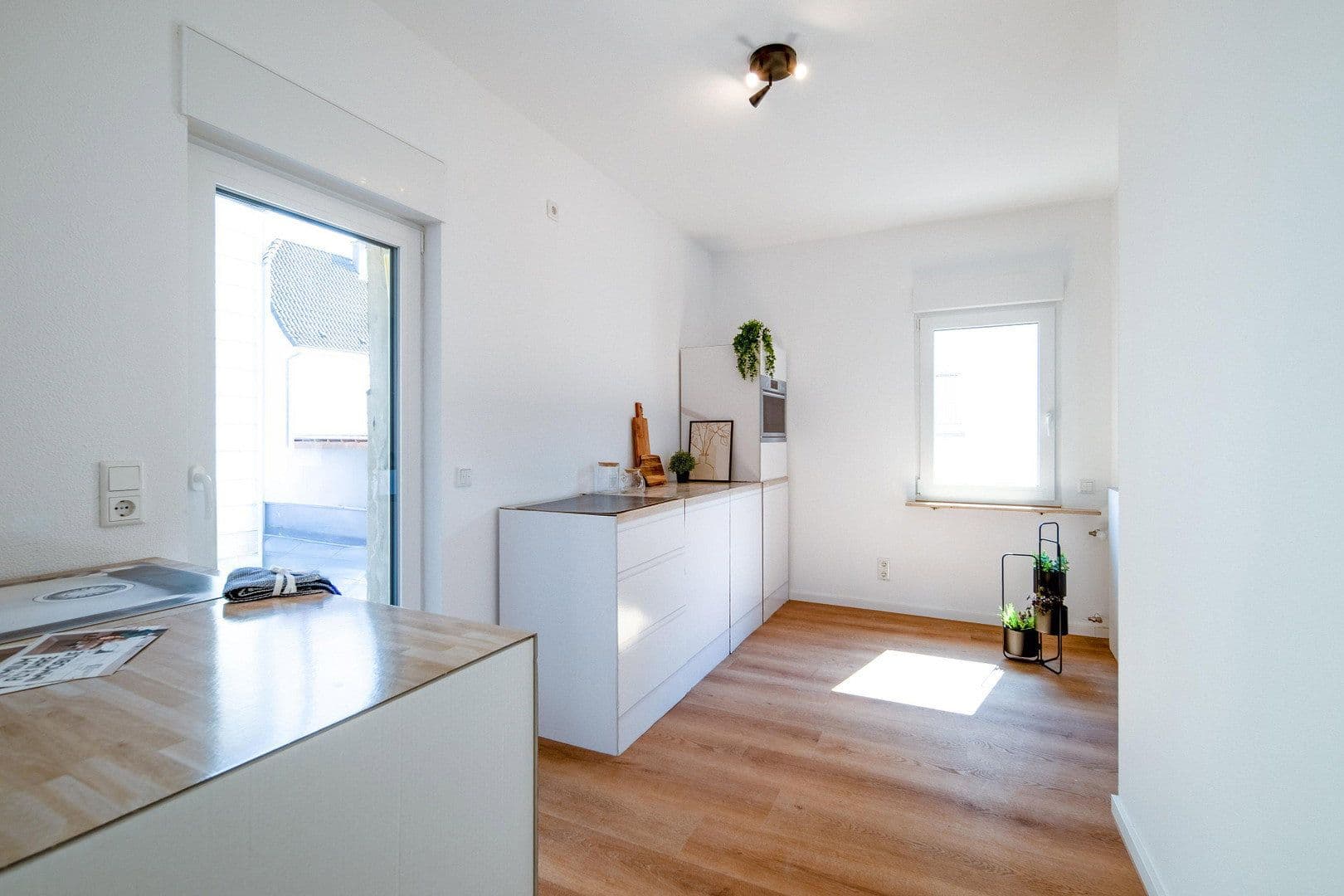 Prodej domu 139 m², pozemek 186 m², Roßdorf, Hessen Prodej domu 139 m², pozemek 186 m², Roßdorf, Hessen