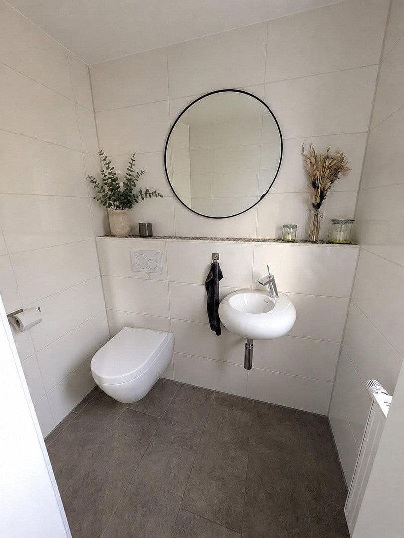 Prodej domu 159 m², pozemek 220 m², Plochingen, Bádensko-Württembersko Prodej domu 159 m², pozemek 220 m², Plochingen, Bádensko-Württembersko