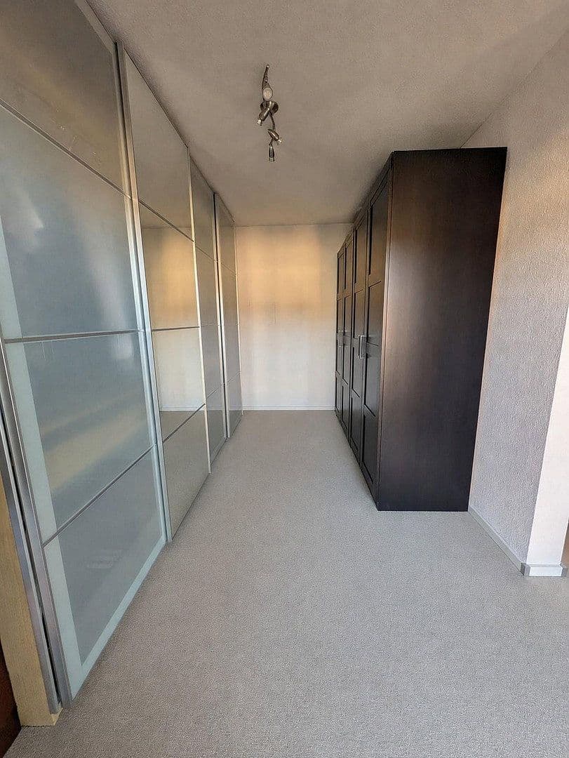 Prodej domu 159 m², pozemek 220 m², Plochingen, Bádensko-Württembersko Prodej domu 159 m², pozemek 220 m², Plochingen, Bádensko-Württembersko