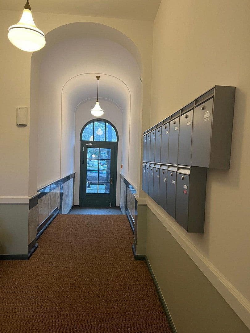 Pronájem bytu 2+1 71 m², Schloßstr. 69, Berlin, Berlín Pronájem bytu 2+1 71 m², Schloßstr. 69, Berlin, Berlín