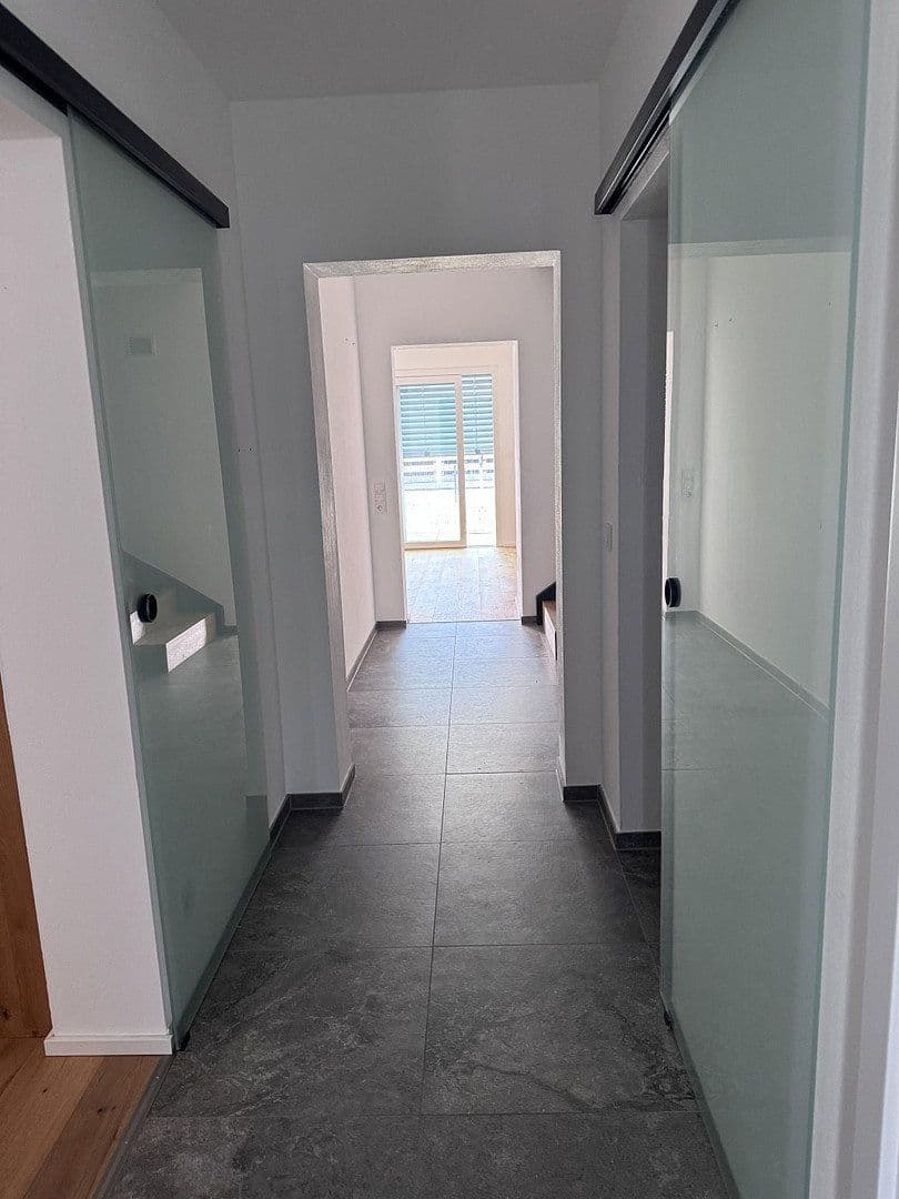 Pronájem domu 160 m², pozemek 240 m², Mallersdorf-Pfaffenberg, Bavorsko Pronájem domu 160 m², pozemek 240 m², Mallersdorf-Pfaffenberg, Bavorsko