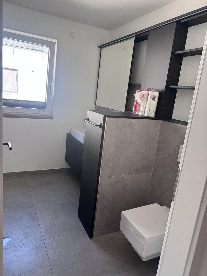 Pronájem domu 160 m², pozemek 240 m², Mallersdorf-Pfaffenberg, Bavorsko Pronájem domu 160 m², pozemek 240 m², Mallersdorf-Pfaffenberg, Bavorsko