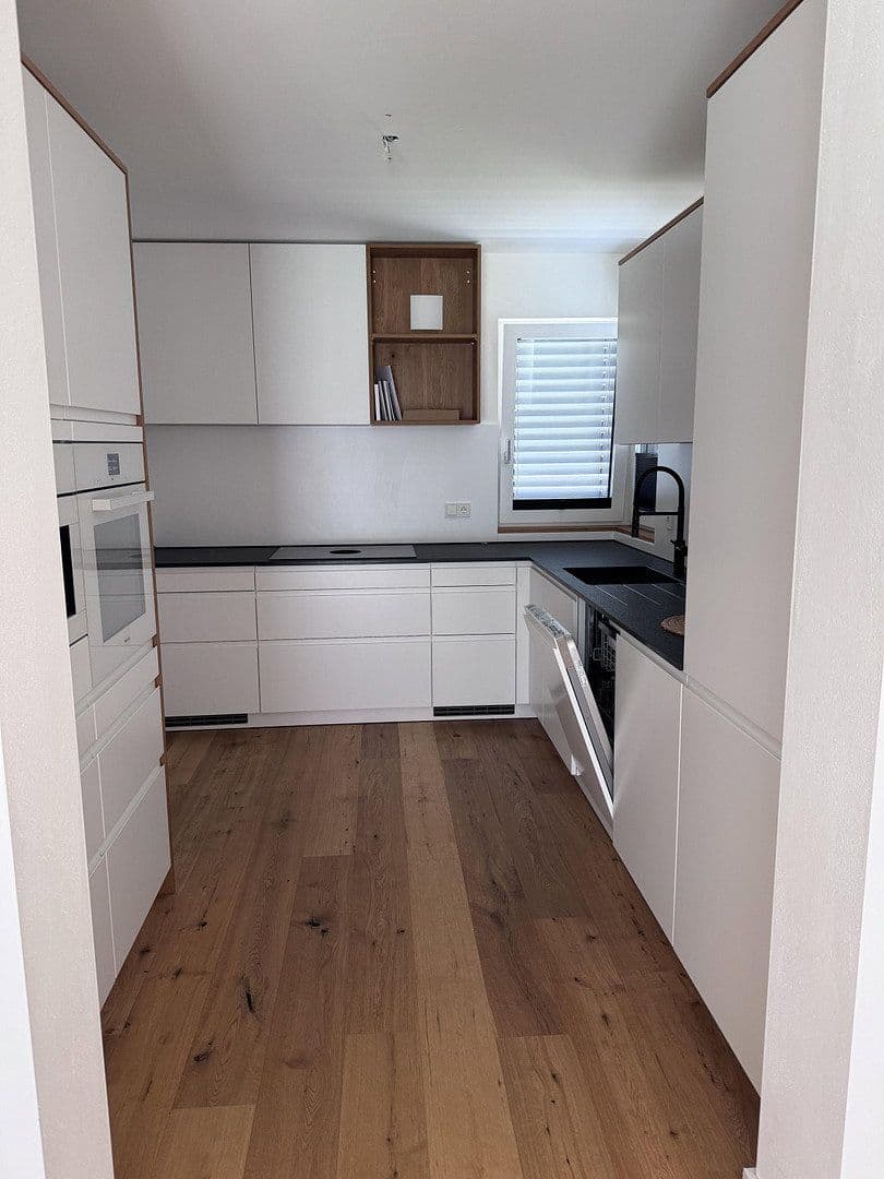 Pronájem domu 160 m², pozemek 240 m², Mallersdorf-Pfaffenberg, Bavorsko Pronájem domu 160 m², pozemek 240 m², Mallersdorf-Pfaffenberg, Bavorsko