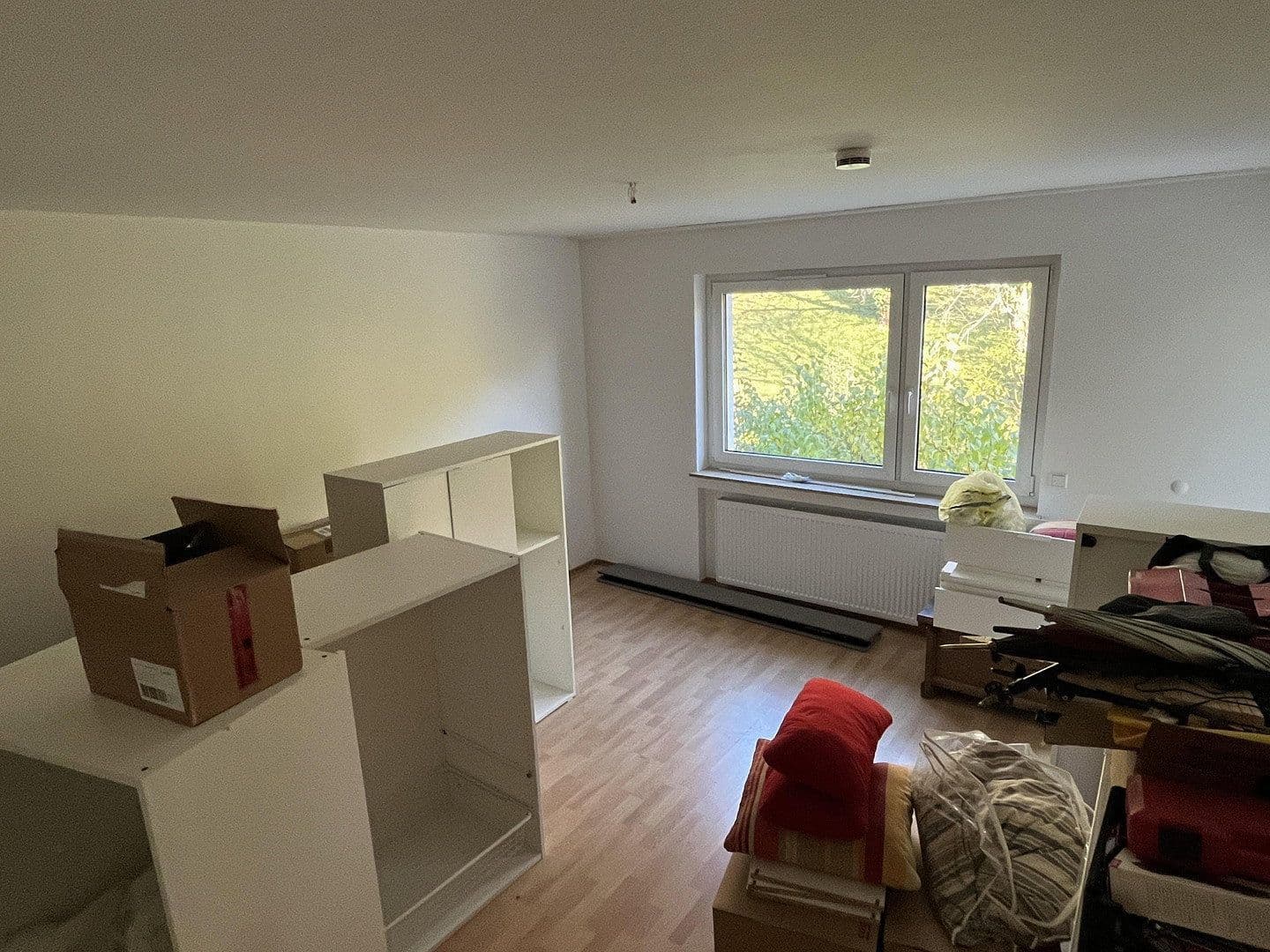 Pronájem bytu 4+1 125 m², Nürtingen, Bádensko-Württembersko Pronájem bytu 4+1 125 m², Nürtingen, Bádensko-Württembersko