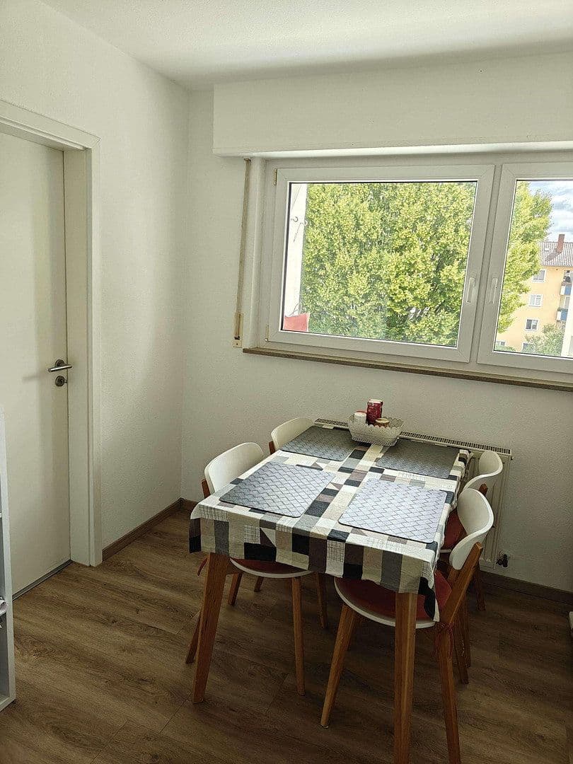 Prodej bytu 2+kk 63 m², Kornwestheim, Bádensko-Württembersko Prodej bytu 2+kk 63 m², Kornwestheim, Bádensko-Württembersko