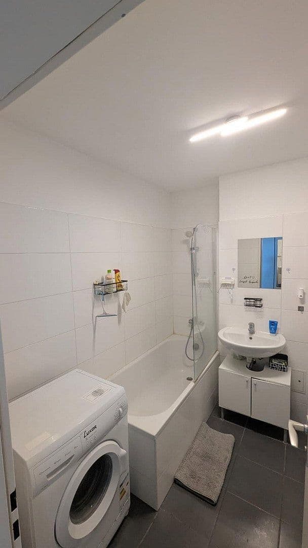 Prodej bytu 1+1 42 m², Germering, Bavorsko Prodej bytu 1+1 42 m², Germering, Bavorsko