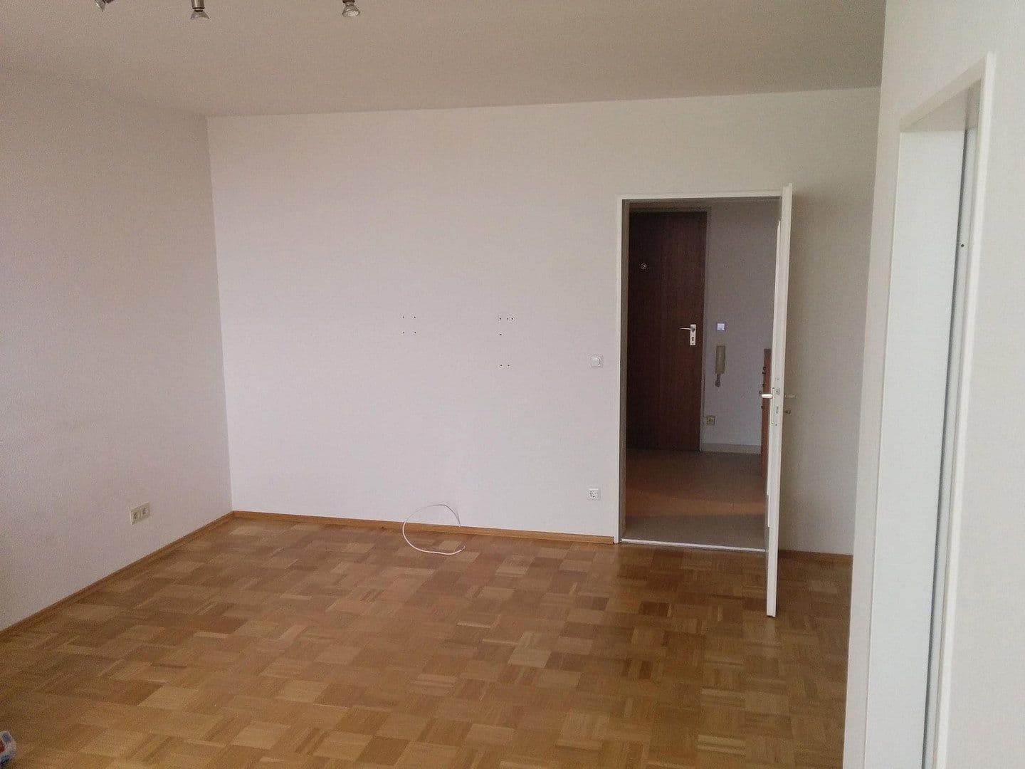 Prodej bytu 1+1 42 m², Germering, Bavorsko Prodej bytu 1+1 42 m², Germering, Bavorsko