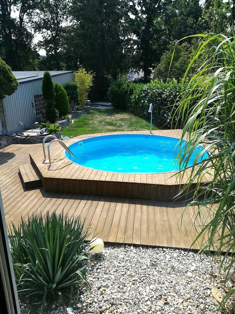 Prodej domu 232 m², pozemek 771 m², Altdorf bei Nürnberg, Bavorsko Prodej domu 232 m², pozemek 771 m², Altdorf bei Nürnberg, Bavorsko
