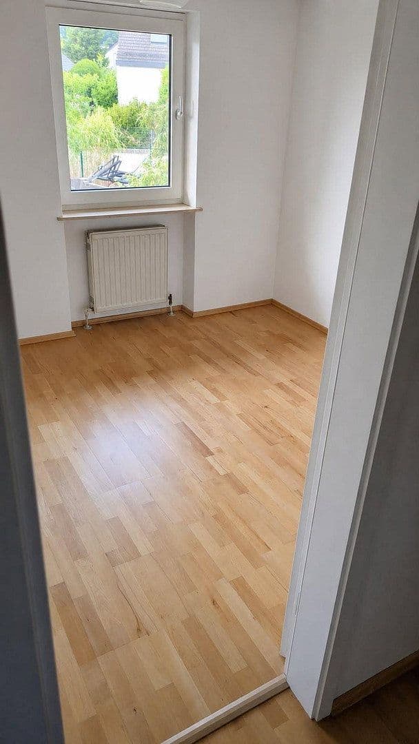Prodej domu 232 m², pozemek 771 m², Altdorf bei Nürnberg, Bavorsko Prodej domu 232 m², pozemek 771 m², Altdorf bei Nürnberg, Bavorsko