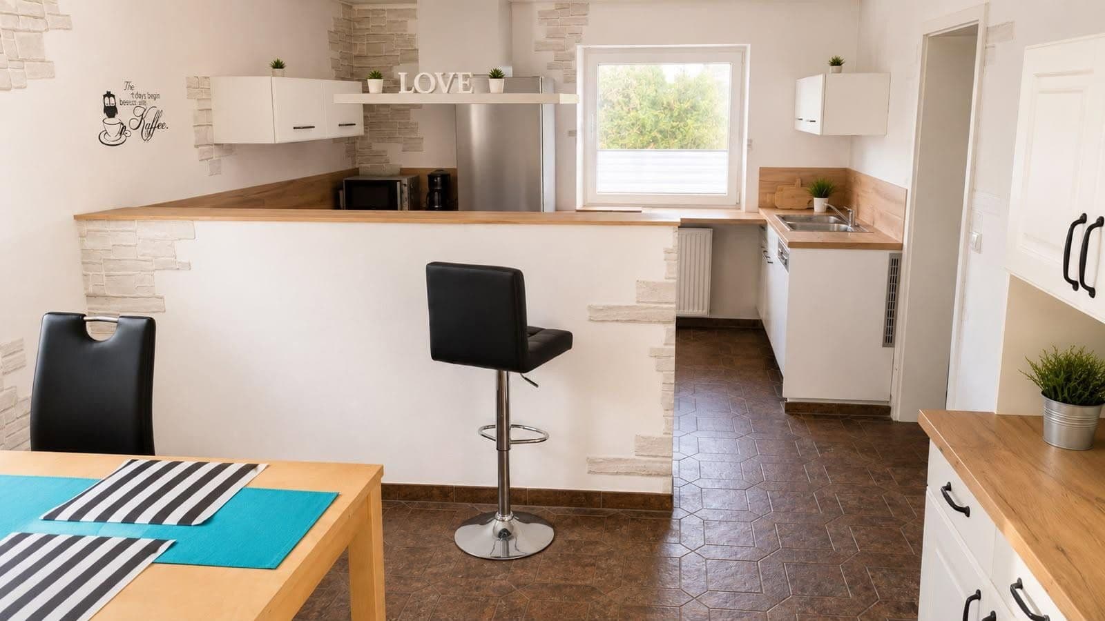 Prodej domu 232 m², pozemek 771 m², Altdorf bei Nürnberg, Bavorsko Prodej domu 232 m², pozemek 771 m², Altdorf bei Nürnberg, Bavorsko