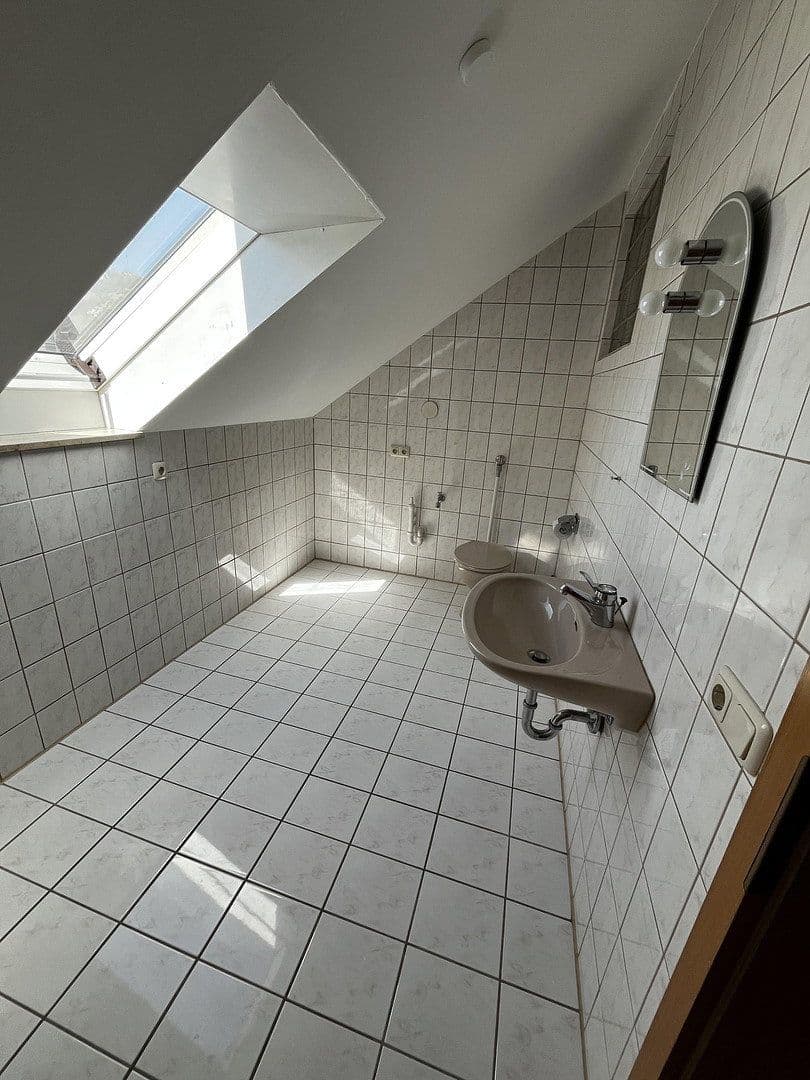 Pronájem bytu 4+1 115 m², Kelheim, Bavorsko Pronájem bytu 4+1 115 m², Kelheim, Bavorsko